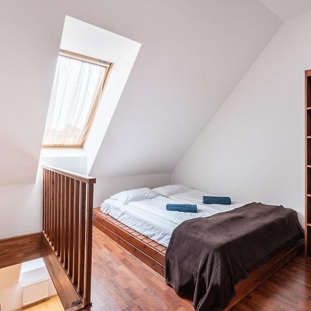 Beautiful Apartment With Ac Budapest Eksteriør bilde
